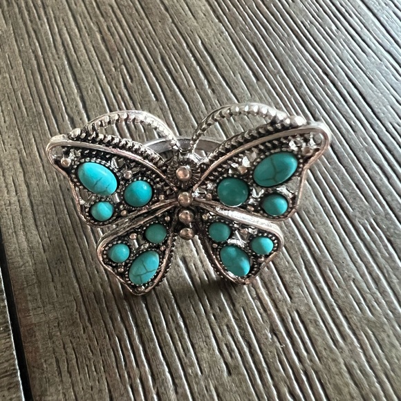 TURQUOISE BUTTERFLY🦋 RING - Picture 6 of 7